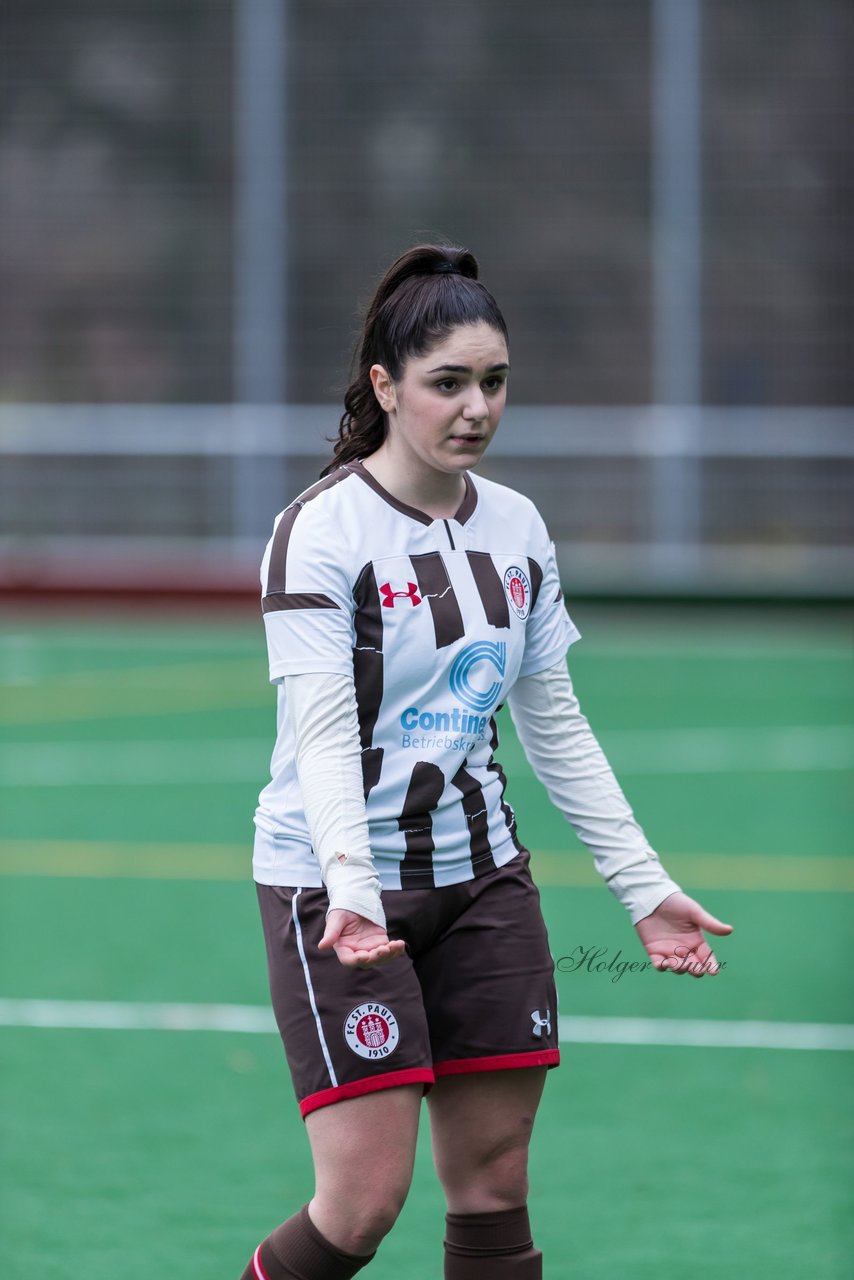 Bild 137 - wBJ VfL Pinneberg - St. Pauli : Ergebnis: 7:0 (Abbruch)